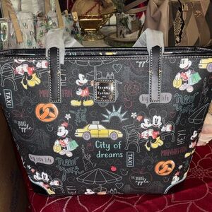 Dooney Bourke 🆕 New York city of dreams Minnie & Mickey Disney Tote Bag NYC